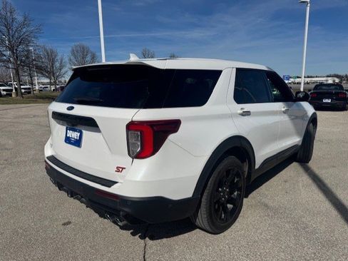 Used 2022 Ford Explorer ST w/ Equipment Group 401A image 13