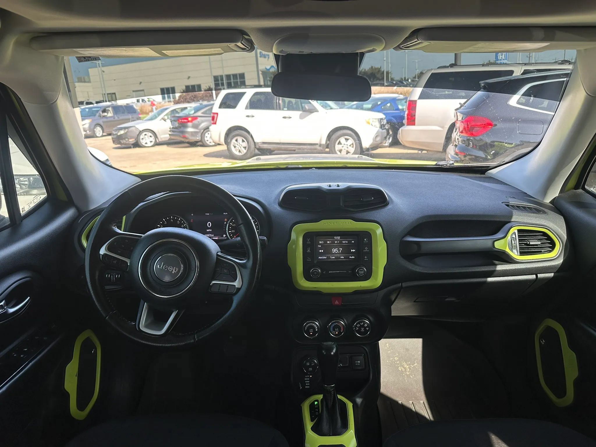 Used 2017 Jeep Renegade Trailhawk w/ Trailer Tow Group AWD/4WD image 13
