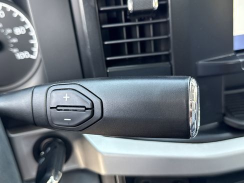 New 2025 Ford F350 XL w/ XL Chrome Package image 5