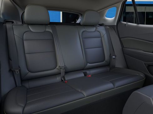 New 2026 Chevrolet Trax ACTIV w/ Driver Confidence Package FWD image 17