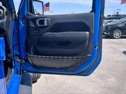 Used 2023 Jeep Wrangler Unlimited Sahara w/ Cold Weather Group AWD/4WD image 20