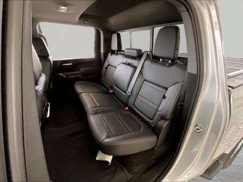 Used 2023 GMC Sierra 2500 Denali w/ Denali Ultimate Package AWD/4WD image 16