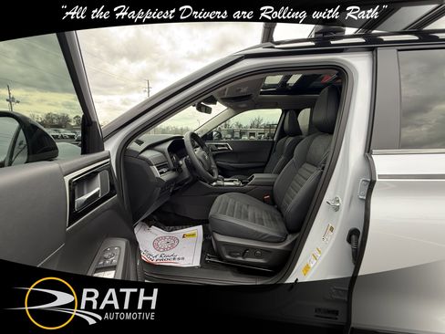 New 2026 Mitsubishi Outlander Trail Edition image 16