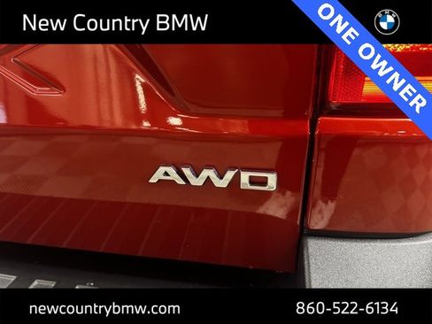 Used 2024 Ford Maverick Lariat w/ Black Appearance Package image 11