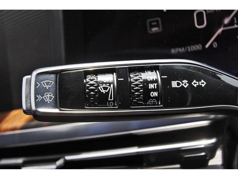 Certified 2026 Cadillac Escalade Platinum Sport w/ LPO, ONYX Package AWD/4WD image 18