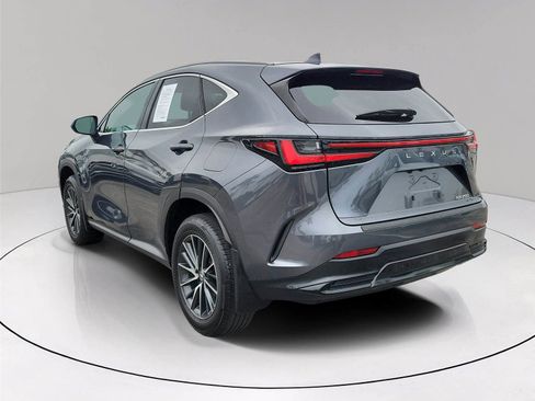 Used 2024 Lexus NX 250 FWD image 4