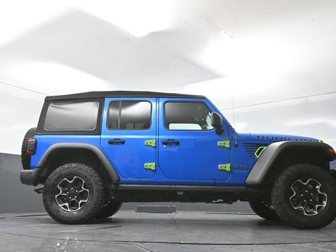 Used 2021 Jeep Wrangler Unlimited Rubicon 4xe w/ Cold Weather Group AWD/4WD image 25