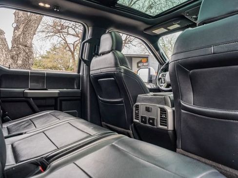 Used 2018 Ford F150 Raptor w/ Equipment Group 802A Luxury image 43