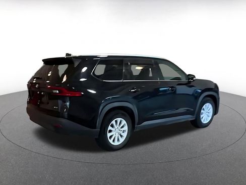 Used 2025 Toyota Grand Highlander FWD image 12