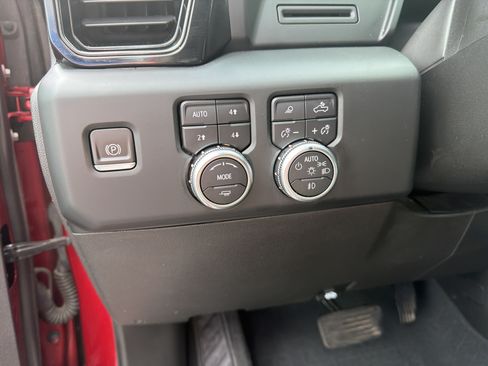 Used 2022 GMC Sierra 1500 AT4 AWD/4WD image 27