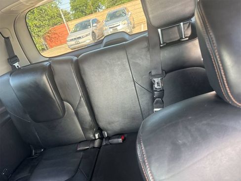 Used 2018 Nissan Armada Platinum w/ Captain Seat Package AWD/4WD image 11