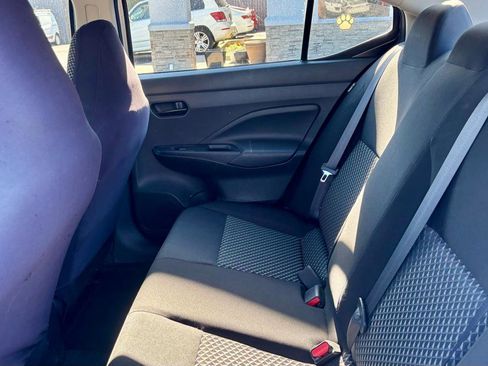 Used 2021 Nissan Versa S FWD image 17