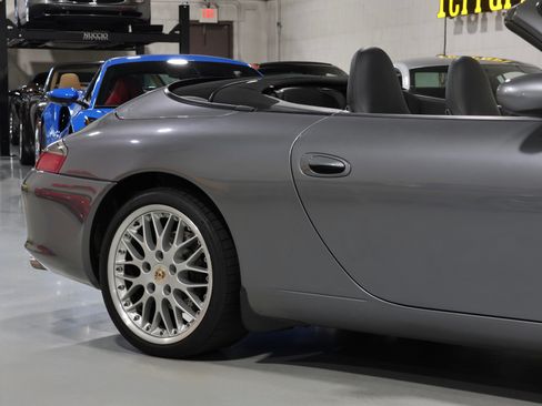 Used 2002 Porsche 911 Cabriolet image 31