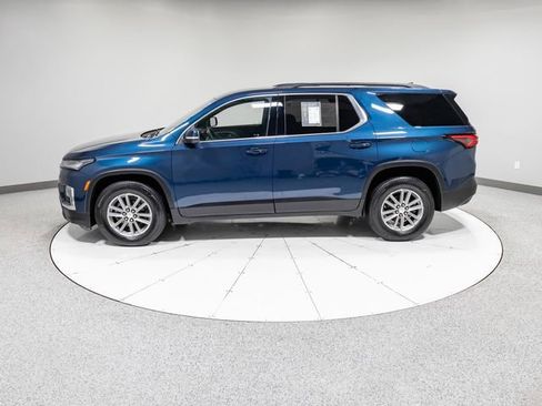 Used 2023 Chevrolet Traverse LT image 37