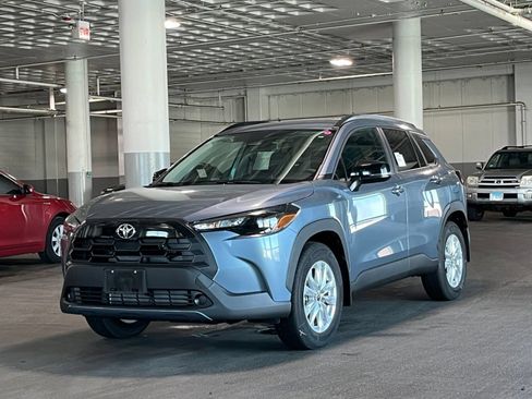 New 2026 Toyota Corolla Cross LE AWD/4WD image 4