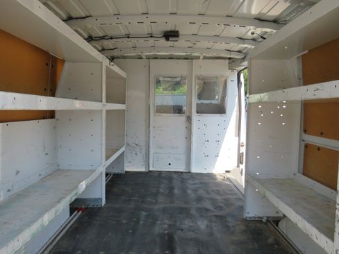 Used 2020 Nissan NV 2500 SV w/ Navigation Package image 33