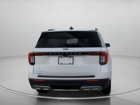 New 2026 Ford Explorer Active image 27