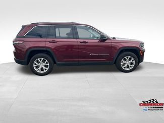 Used 2023 Jeep Grand Cherokee Limited AWD/4WD video 3