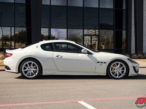 Used 2017 Maserati GranTurismo Sport image 10