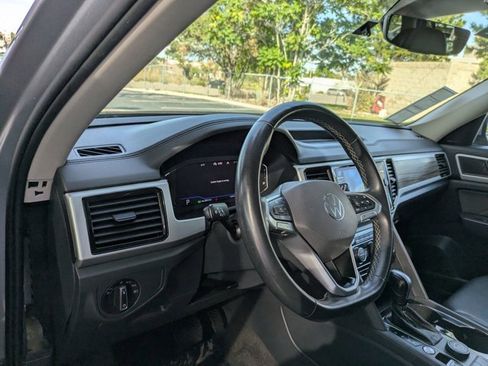 Used 2021 Volkswagen Atlas SEL image 10