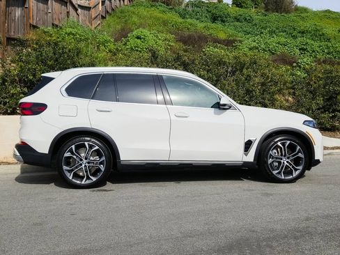 New 2026 BMW X5 xDrive50e w/ Executive Package image 4