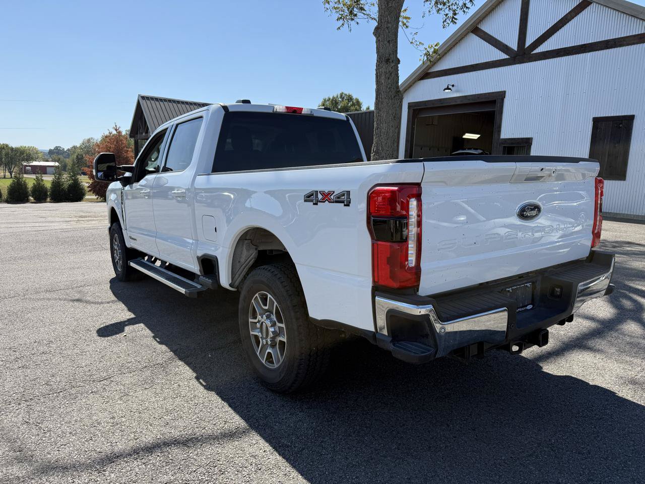 Used 2026 Ford F250 Lariat AWD/4WD image 2
