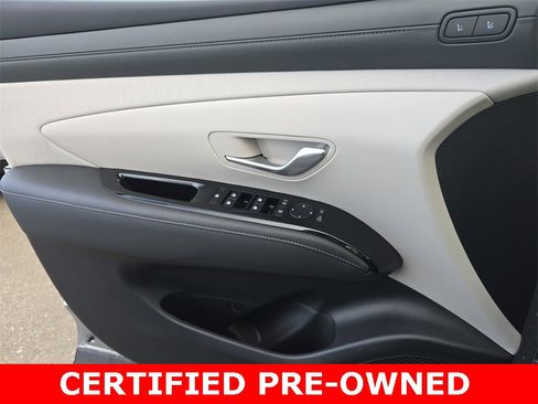 Certified 2025 Hyundai Tucson Limited image 28