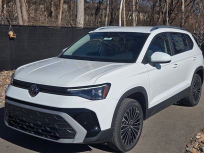 New 2026 Volkswagen Taos SE