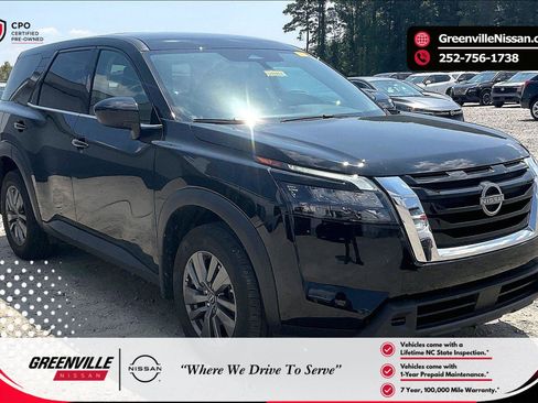 Certified 2025 Nissan Pathfinder S FWD image 1