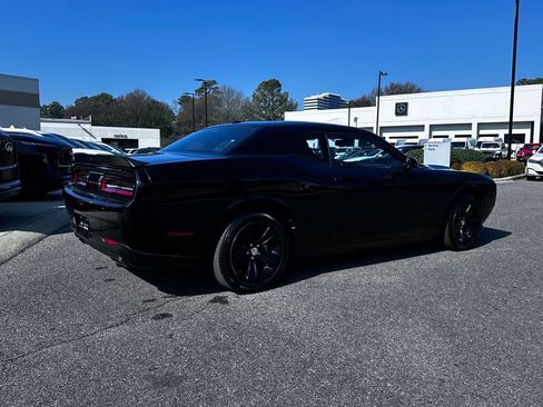 Used 2023 Dodge Challenger SXT image 11