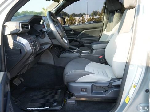 Used 2024 Toyota Tacoma TRD Off-Road AWD/4WD image 21