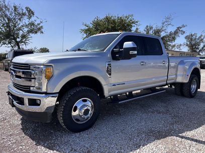 Used 2017 Ford F350 Lariat w/ Lariat Ultimate Package