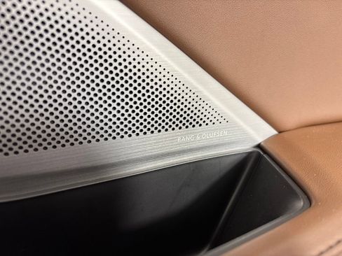 Certified 2025 Acura MDX w/ Technology Package FWD image 10