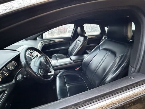 Used 2017 Lincoln MKZ Premiere image 5