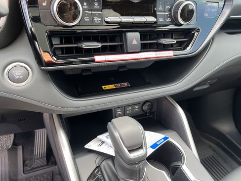 New 2026 Toyota Highlander XSE AWD/4WD image 28