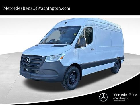 New 2025 Mercedes-Benz Sprinter 2500 image 1