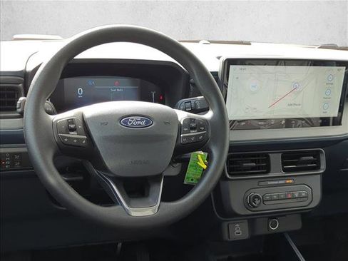 New 2026 Ford Maverick XL image 18
