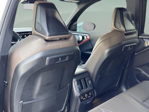 Used 2026 BMW X3 xDrive30 w/ Convenience Package image 29