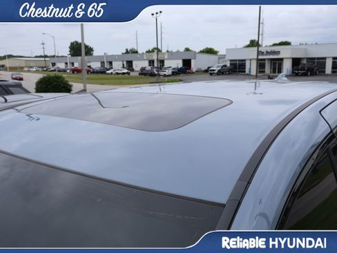 Used 2026 Honda Odyssey Elite image 14