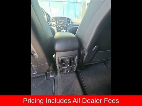 Used 2021 Jeep Grand Cherokee Laredo X RWD image 20