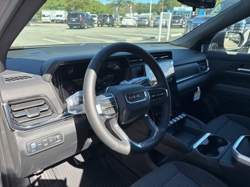 New 2026 GMC Terrain Elevation w/ LPO, Floor Liner Package image 11