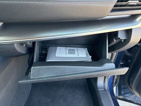 Used 2025 Nissan Rogue SV image 21