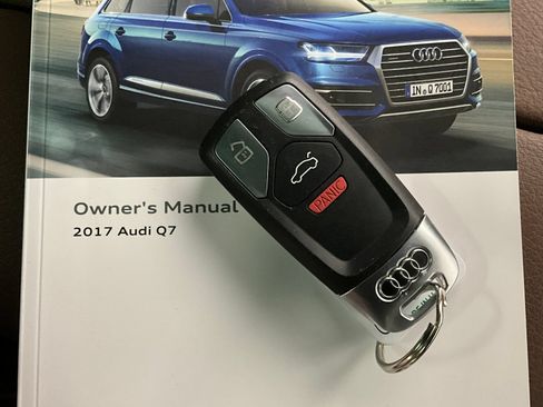 Used 2017 Audi Q7 3.0T Premium Plus AWD/4WD image 14