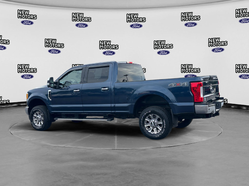 Used 2017 Ford F350 XLT AWD/4WD image 3