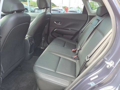 Used 2024 Hyundai Kona Limited AWD/4WD image 11