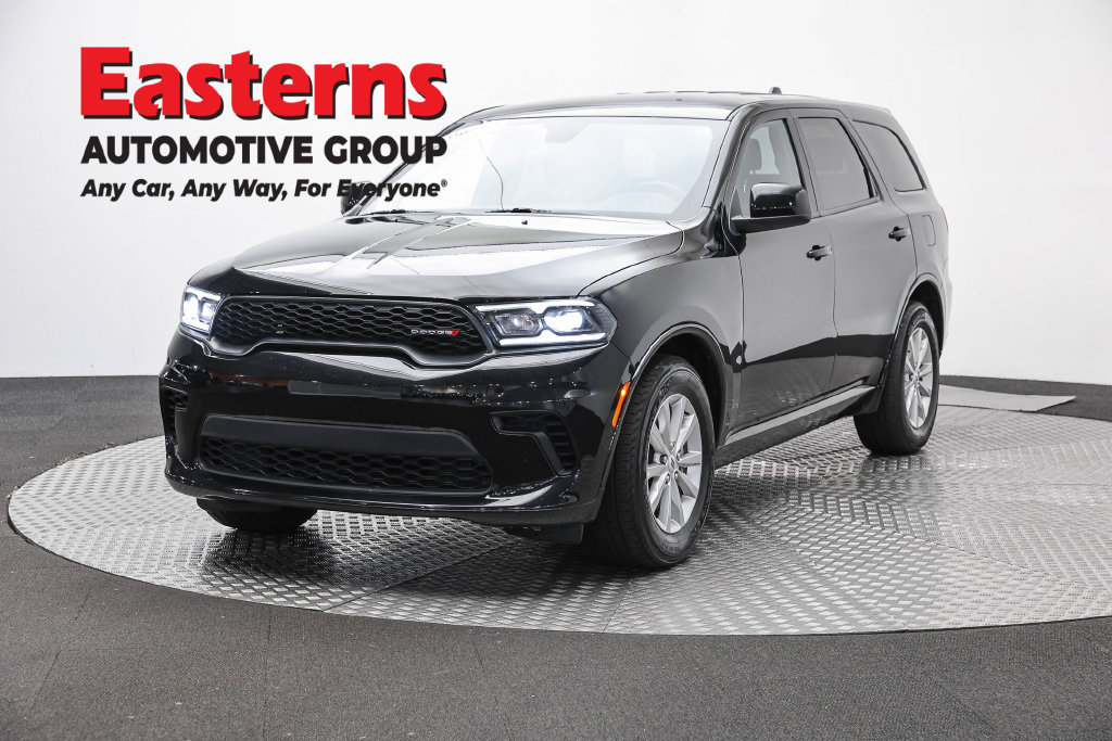 Used 2025 Dodge Durango GT RWD image 1