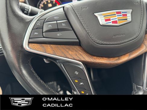 Certified 2023 Cadillac XT5 Sportv w/ Platinum Package image 16