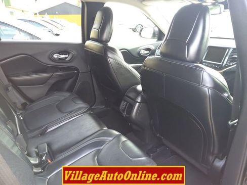 Used 2014 Jeep Cherokee Limited w/ Technology Group image 36