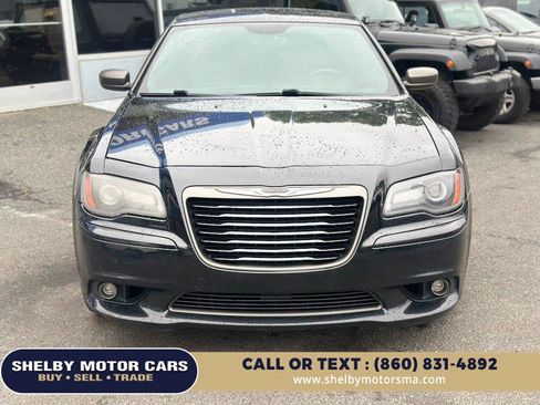 Used 2014 Chrysler 300 C AWD/4WD image 2