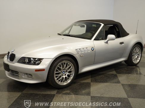 Used 2001 BMW Z3 3.0i RWD image 39